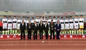 2009国少正赛负于印尼并非坏事，可促使国内足坛修正两点网红认知！