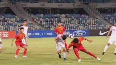 2009国少正赛负于印尼并非坏事，可促使国内足坛修正两点网红认知！