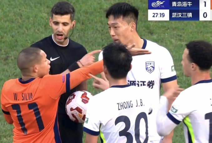 半场：三镇0-1海牛，金永浩破门，埃朱马失良机