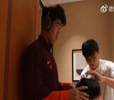 09前场全明星 三个王钰栋的挣扎与挑战