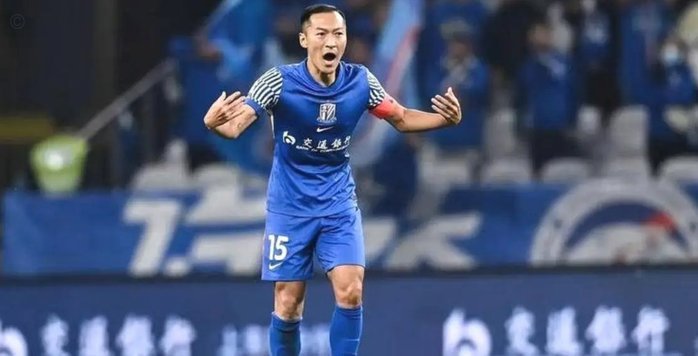 奥斯卡屡失良机玉昆0-0申花吴曦染黄