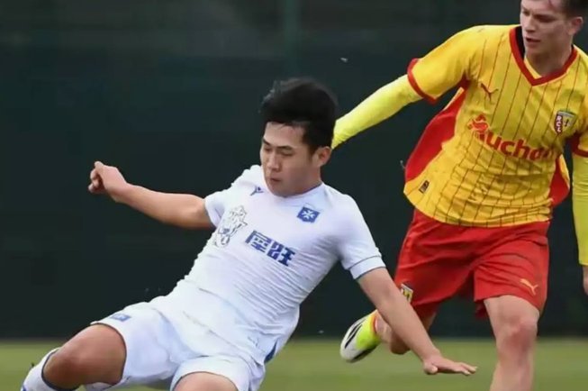 孔玺诺补射破门，U17中国1-1勒沃库森